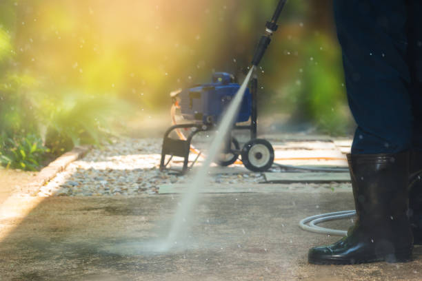 Playground Equipment Cleaning in Bondurant, IA
